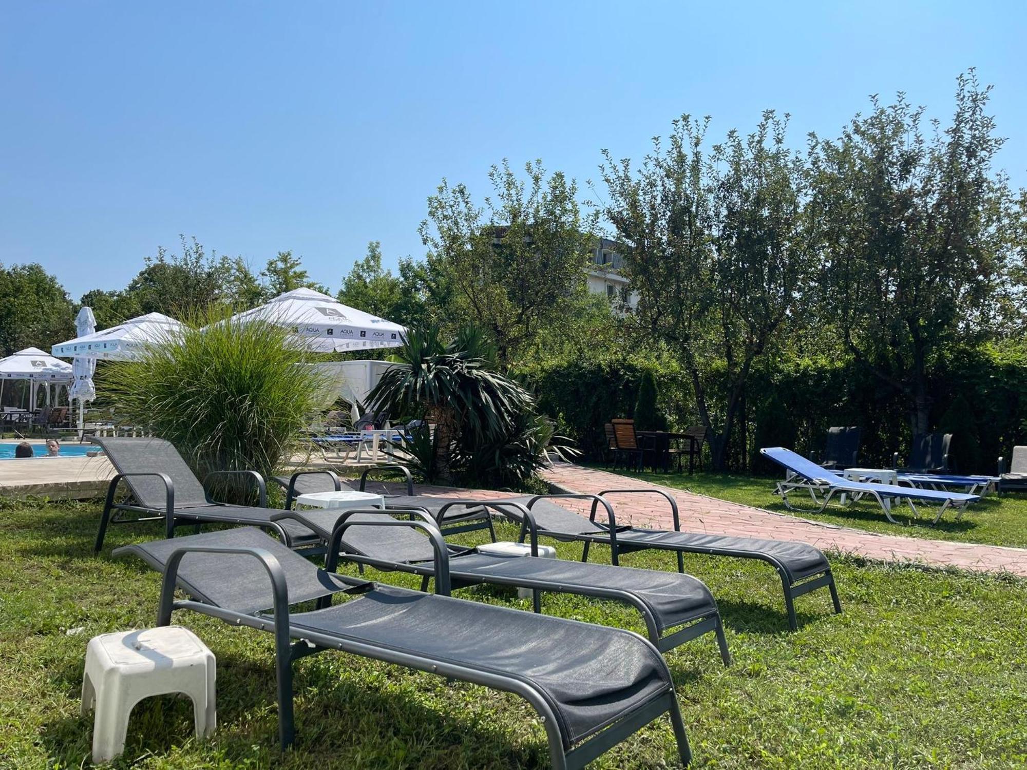 Elgringo Clisura Dunarii Moldova Noua Bagian luar foto